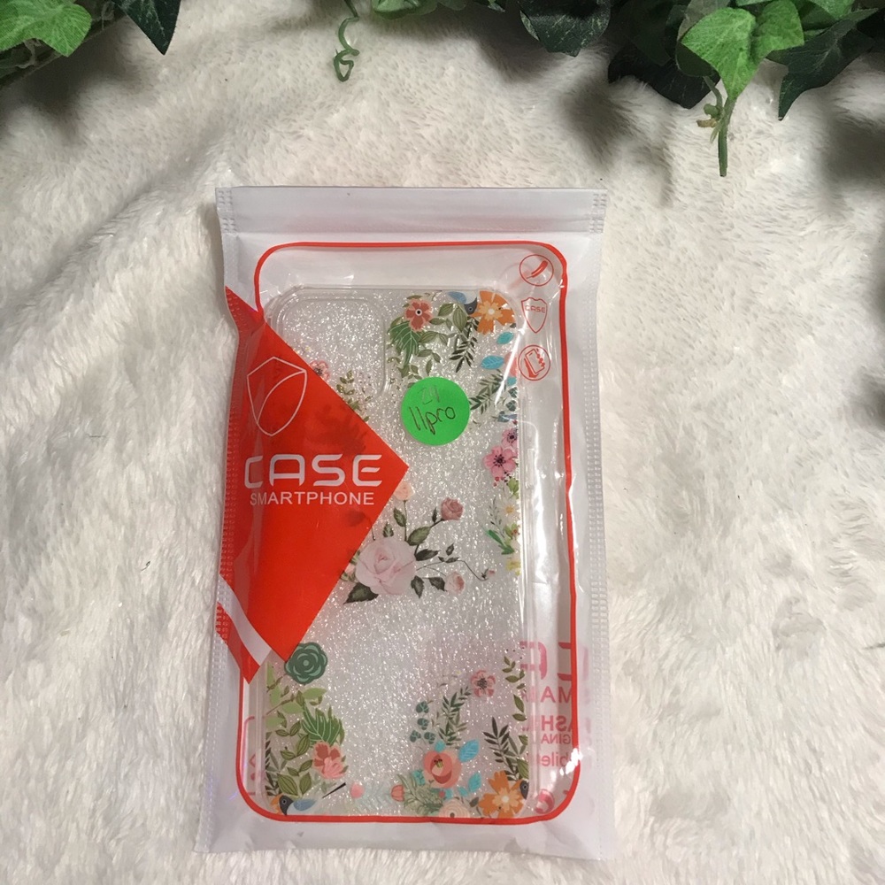 ‼️SOLD‼️iPhone 11 Pro floral case - Picture 4 of 4